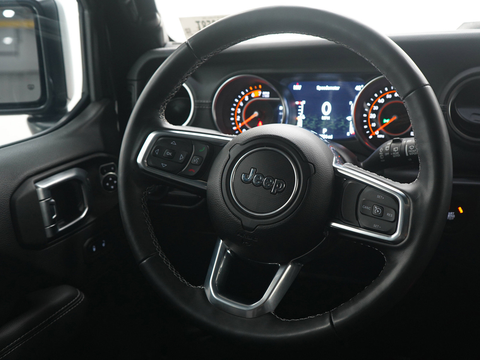 Used 2023 Jeep Wrangler Sahara w/ Cold Weather Group image 14