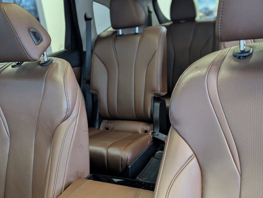 Used 2025 Acura MDX SH-AWD w/ Technology Package image 28