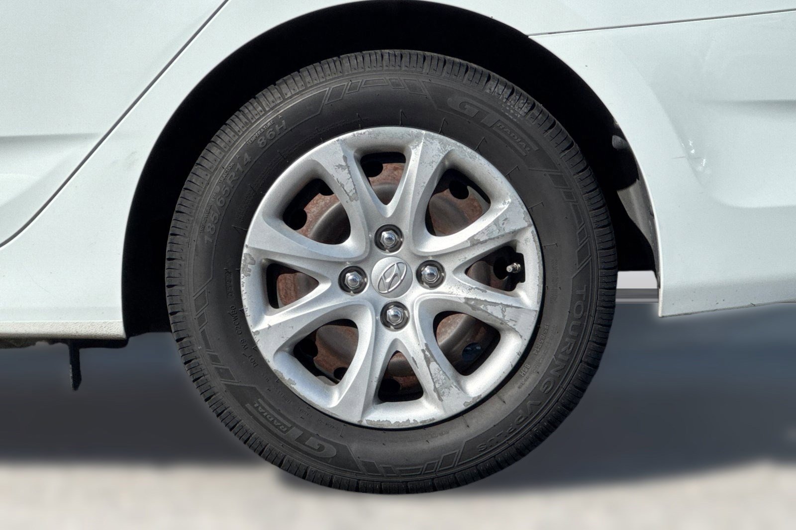 Used 2014 Hyundai Accent GLS image 11