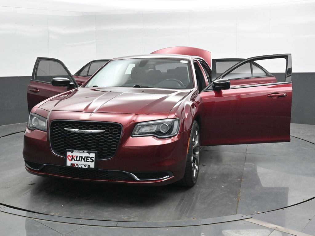 Used 2018 Chrysler 300 Touring w/ Sport Appearance Package RWD image 50