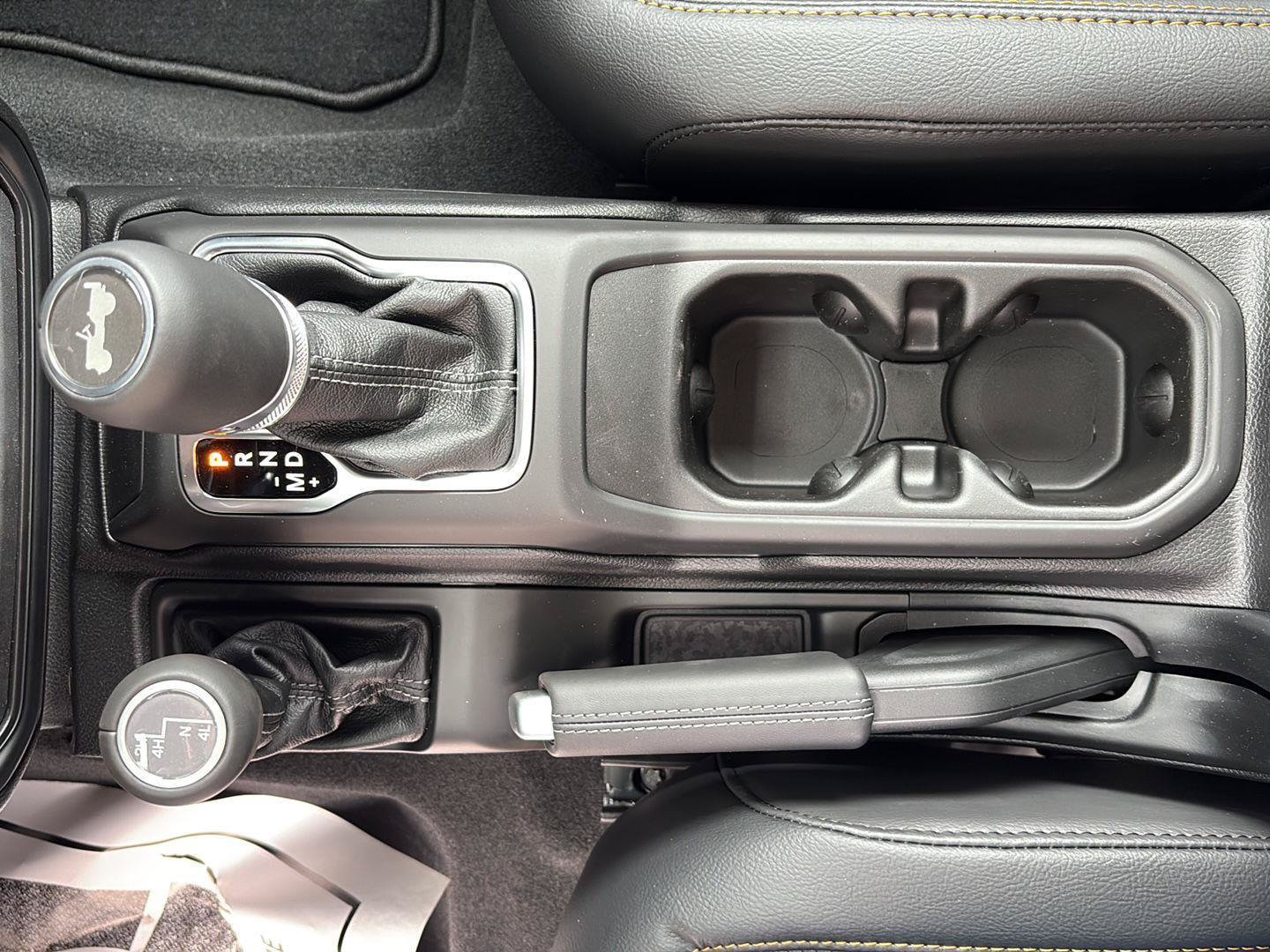 New 2026 Jeep Wrangler Sahara AWD/4WD image 17