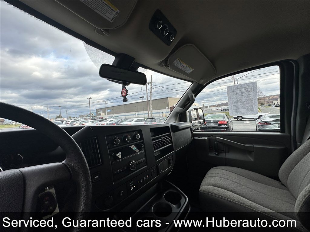 Used 2023 Chevrolet Express 3500 LT w/ LT Preferred Equipment Group RWD image 23