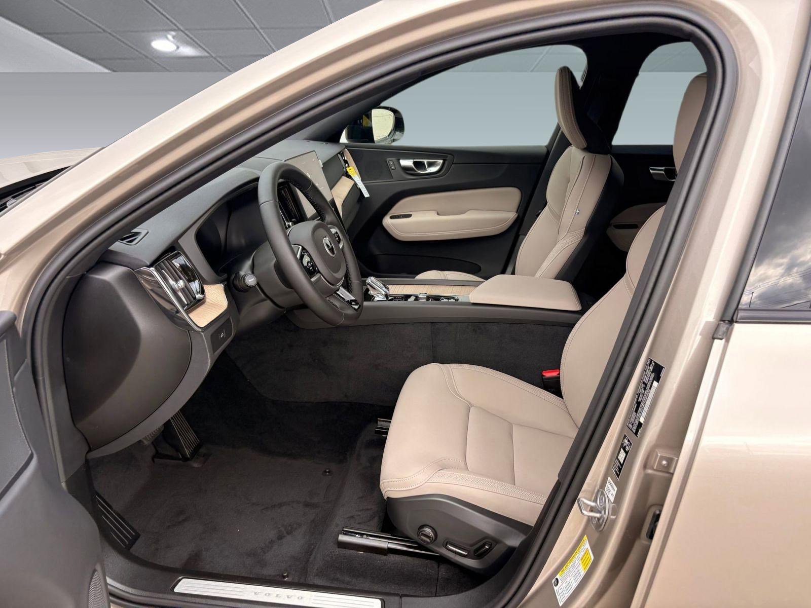 Certified 2026 Volvo XC60 B5 Plus w/ Climate Package image 5