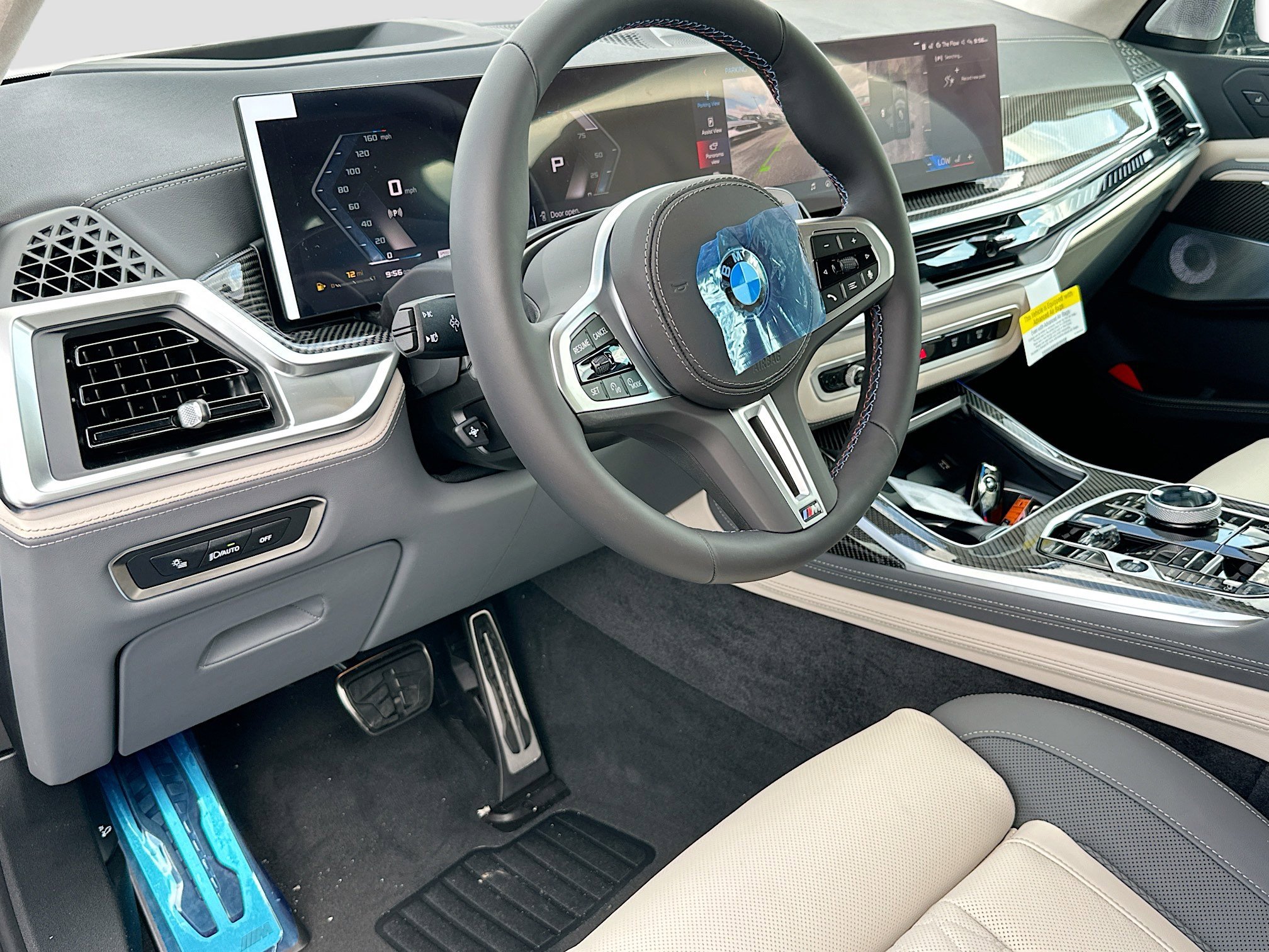 New 2026 BMW X7 M60i image 7