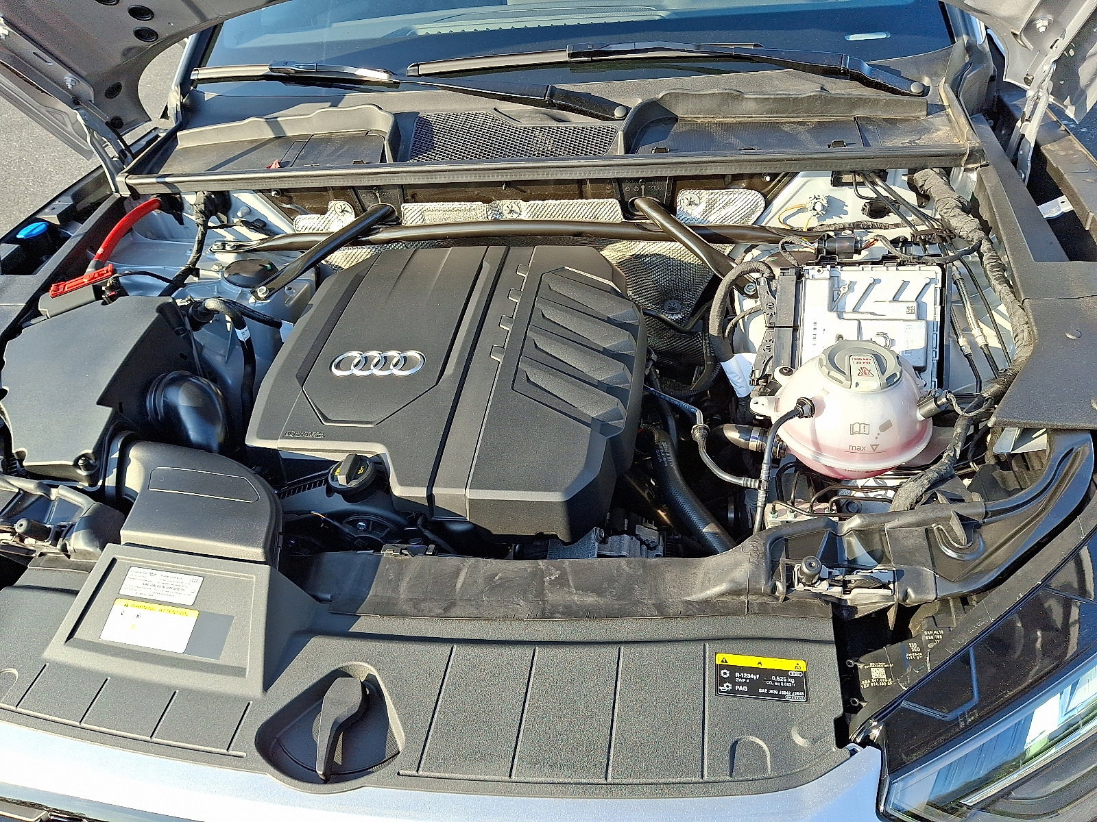 Certified 2025 Audi Q5 2.0T Premium Plus image 30