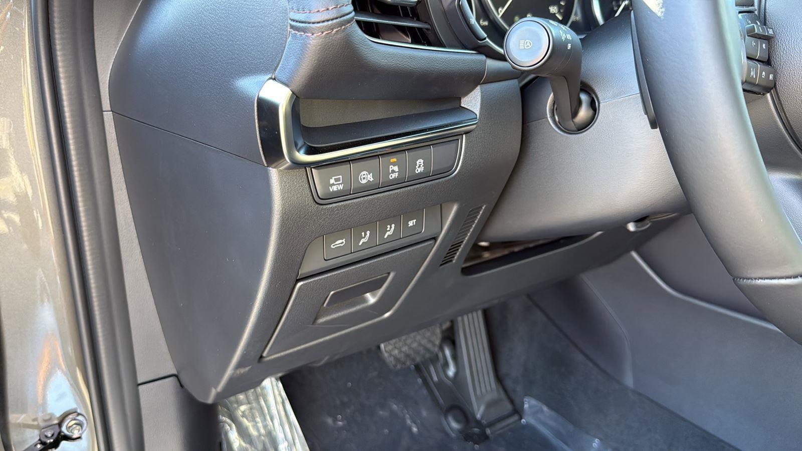 New 2026 MAZDA MAZDA3 2.5 Turbo Sedan w/Premium Plus image 7