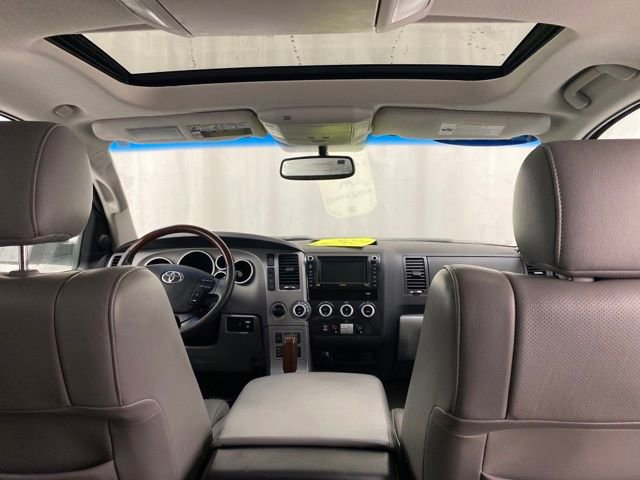 Used 2011 Toyota Sequoia Platinum AWD/4WD image 37