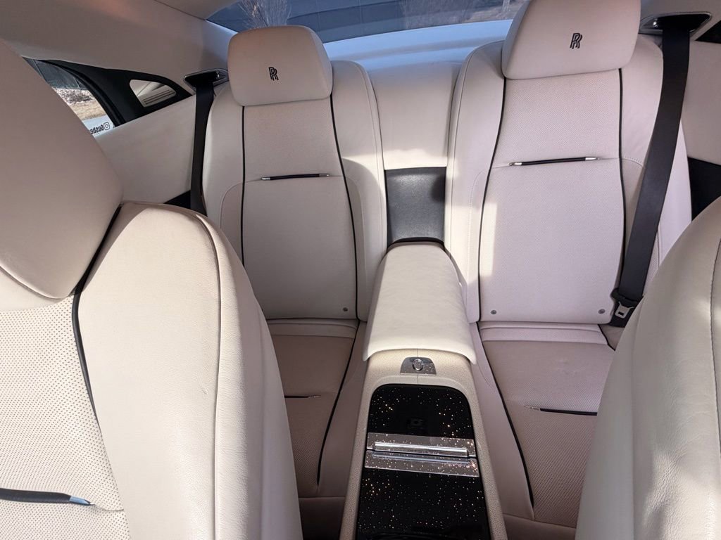 Used 2016 Rolls-Royce Wraith image 26
