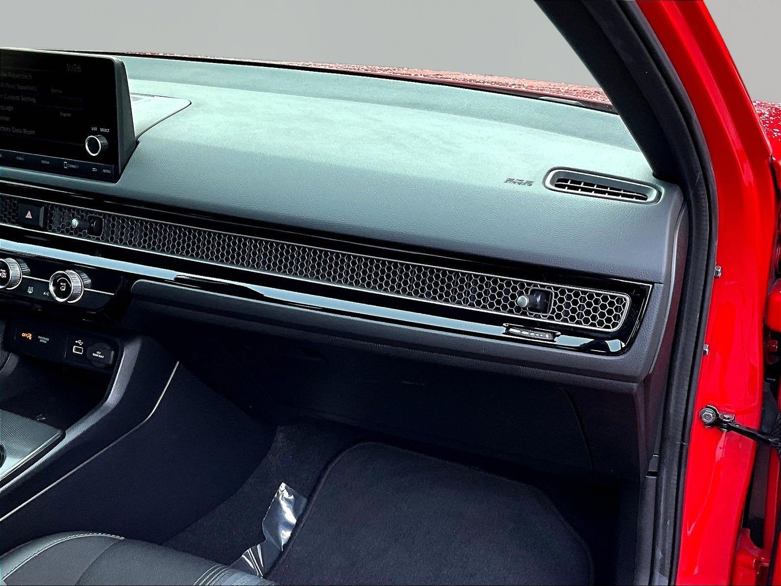 Certified 2024 Honda Civic Sport image 25