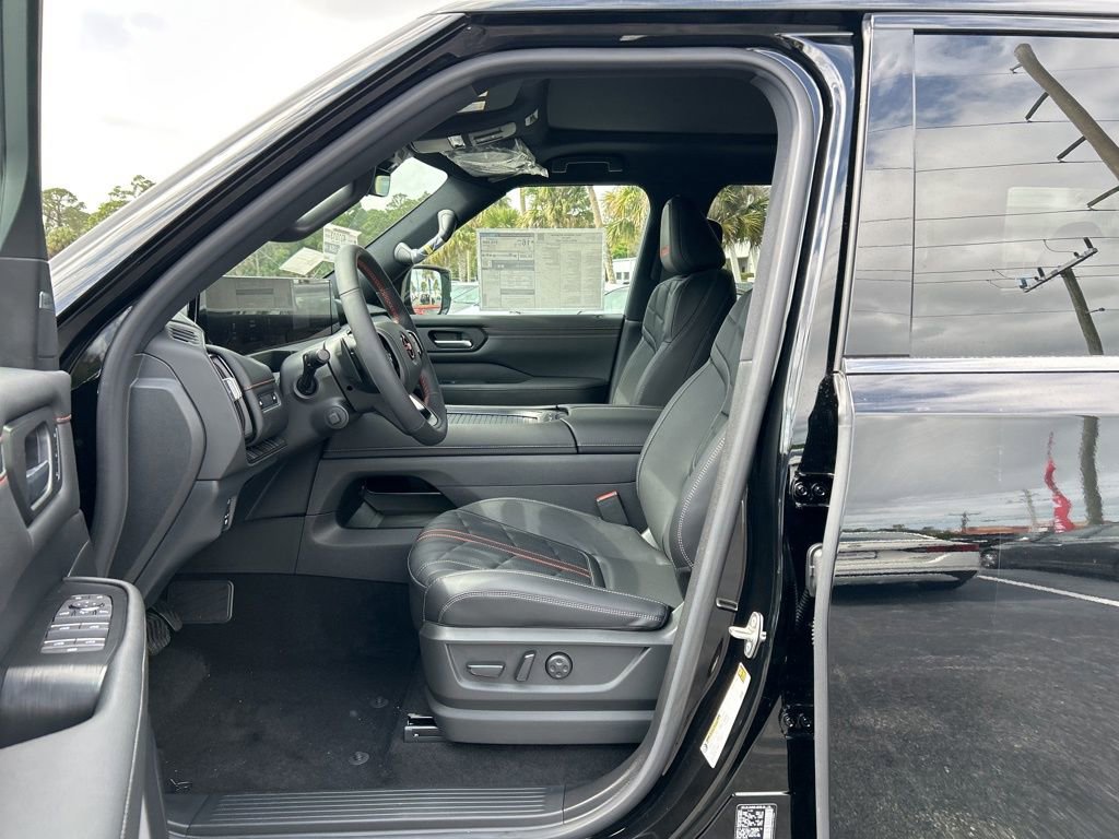 New 2025 Nissan Armada PRO-4X w/ Pro-4X Premium Package image 10