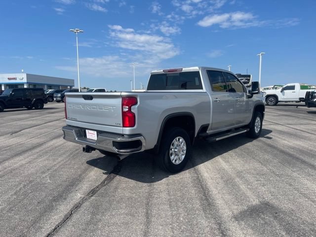 Used 2022 Chevrolet Silverado 2500 LTZ w/ LTZ Convenience Package AWD/4WD image 5