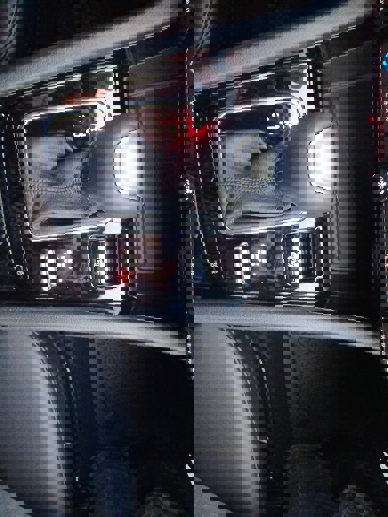 New 2026 Jeep Compass Latitude image 22