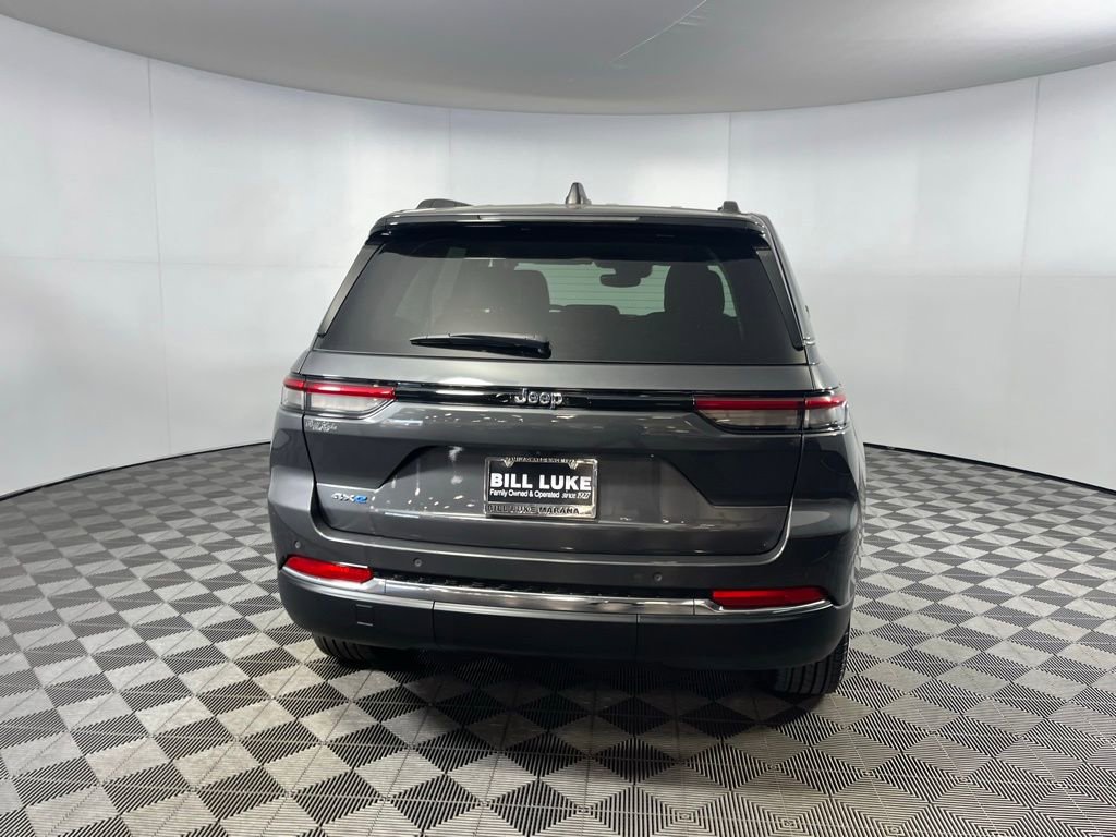 Used 2022 Jeep Grand Cherokee Limited 4xe image 9