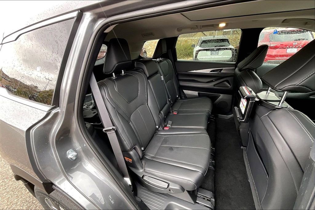 New 2026 INFINITI QX60 Pure AWD/4WD image 10