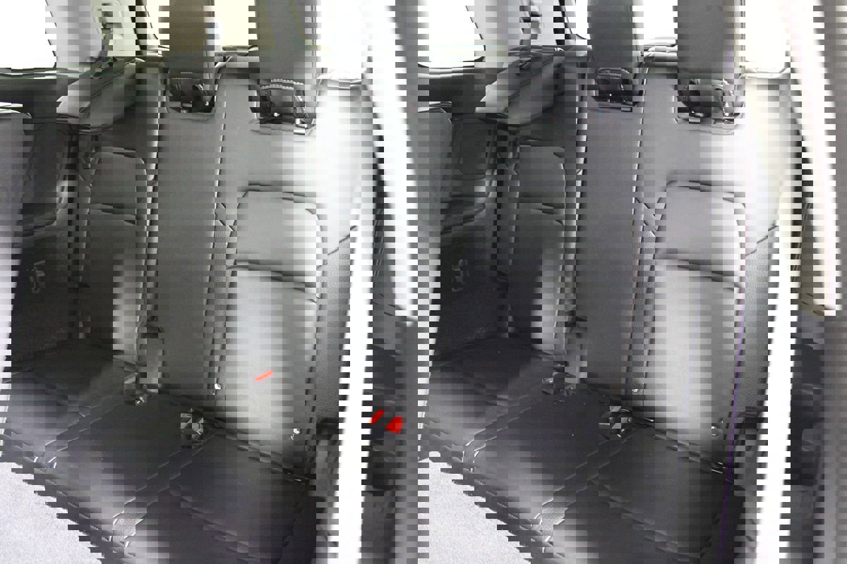 Used 2023 Nissan Pathfinder SL image 31