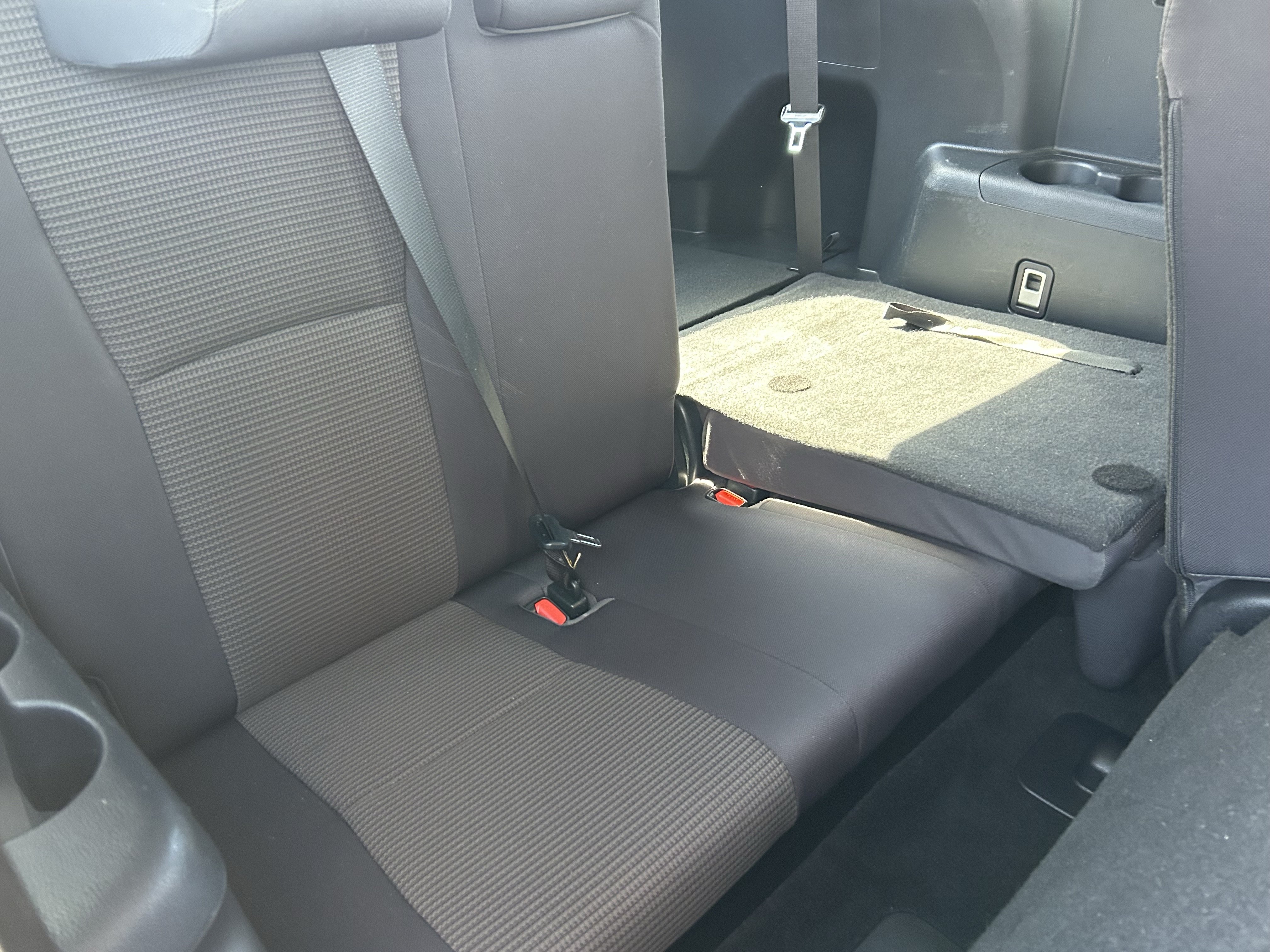Certified 2023 Toyota Highlander LE FWD image 13