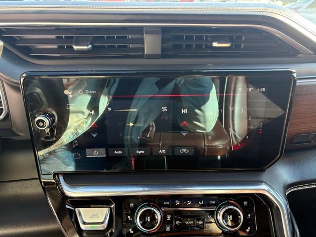 Used 2024 GMC Sierra 2500 Denali Ultimate image 19