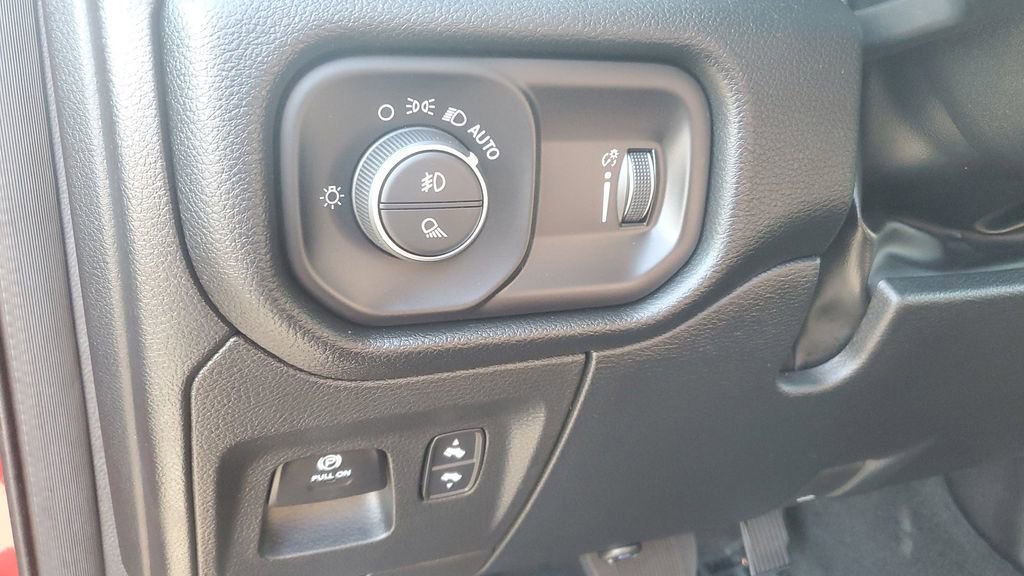 Used 2022 RAM 1500 Big Horn w/ Built-to-serve Edition AWD/4WD image 23