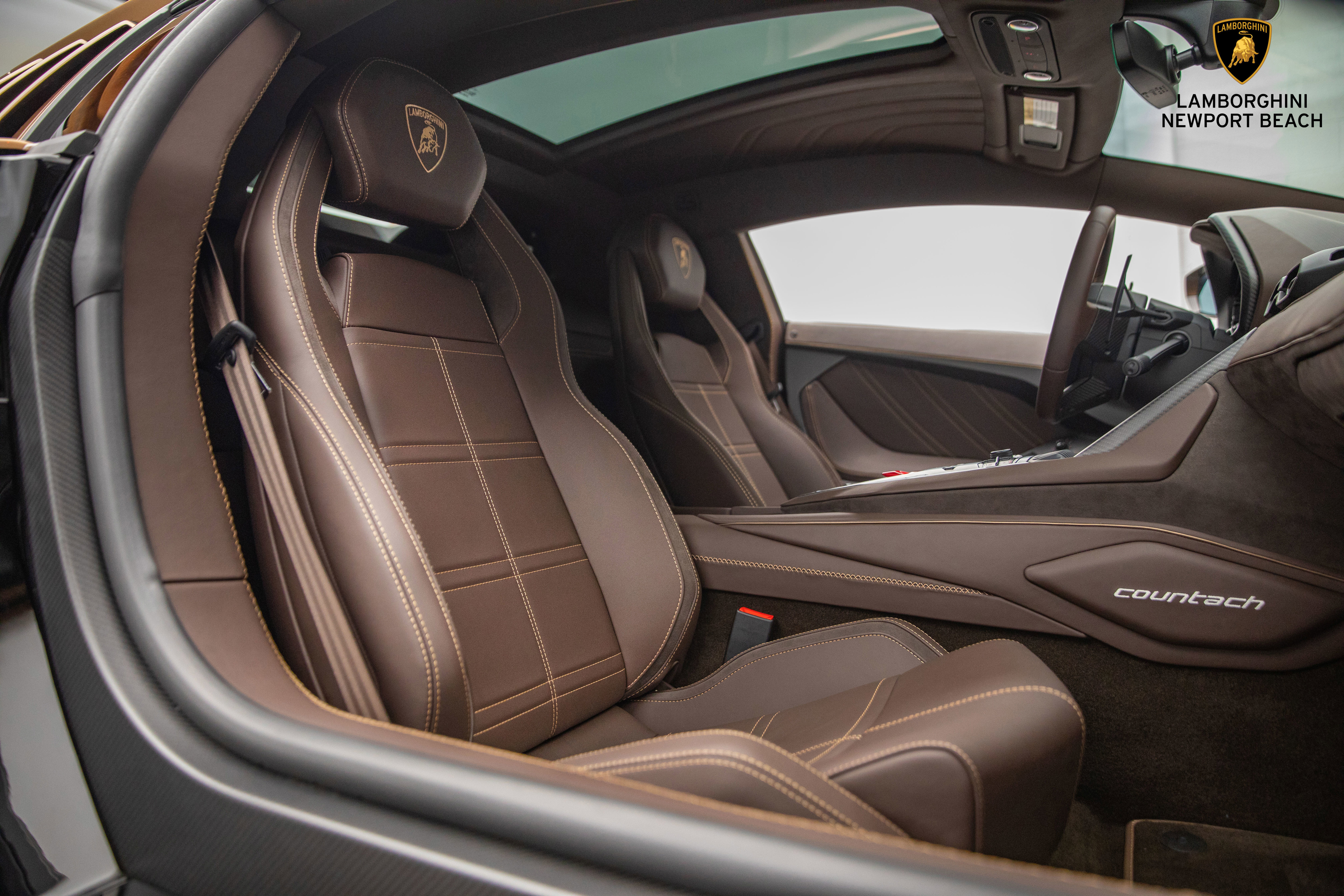 Used 2022 Lamborghini Aventador Countach image 26