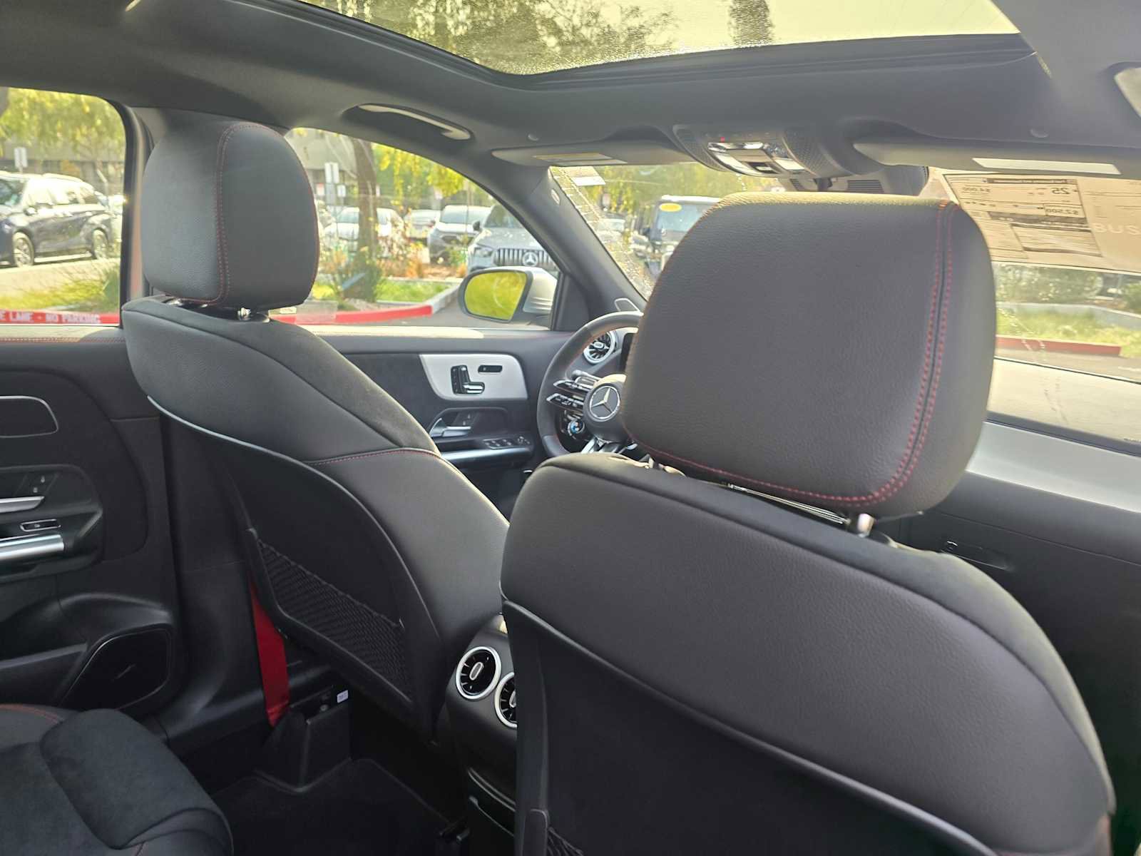 New 2026 Mercedes-Benz GLA 35 AMG 4MATIC image 15