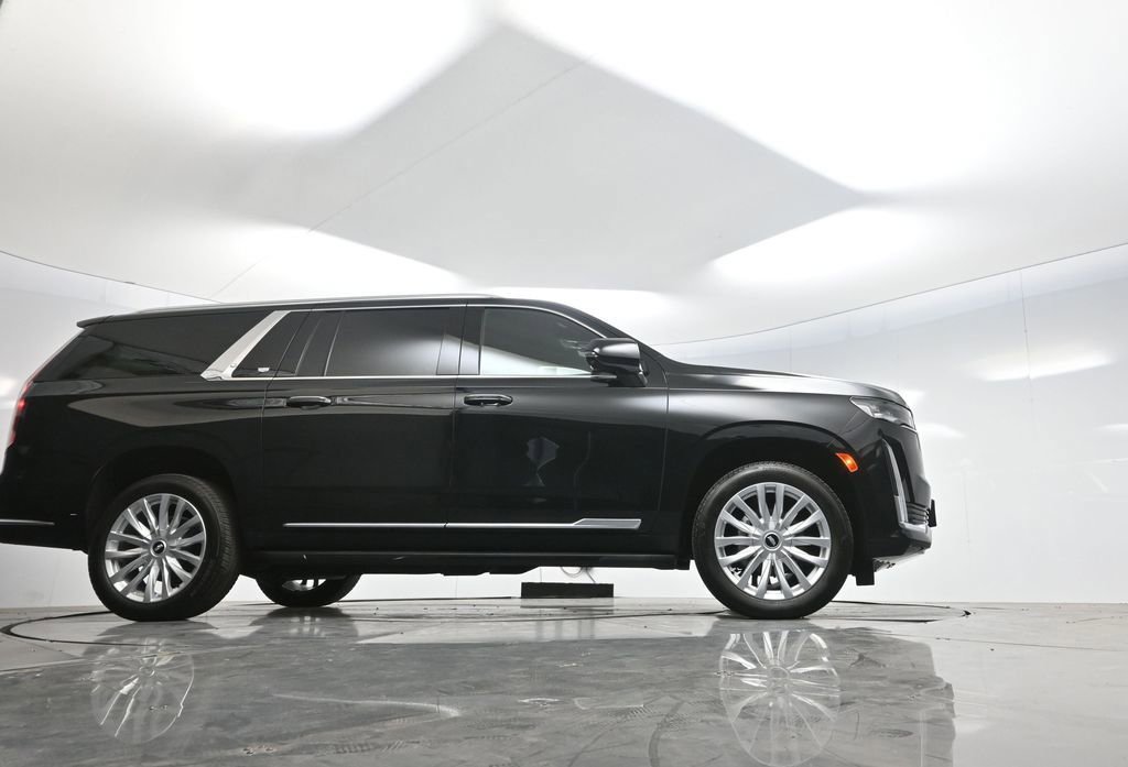 Used 2023 Cadillac Escalade ESV Luxury image 79