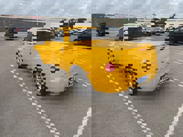 Used 2003 Chevrolet SSR w/ Preferred Equipment Group image 3