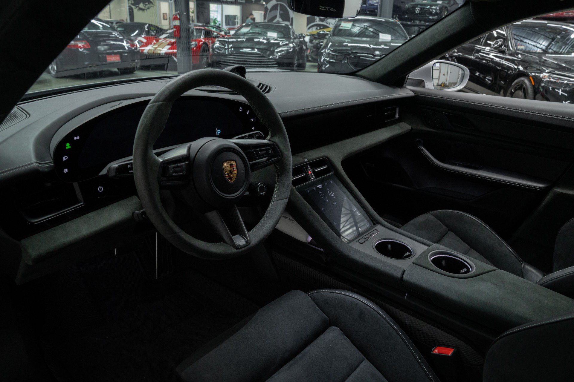 Used 2022 Porsche Taycan GTS AWD/4WD image 12
