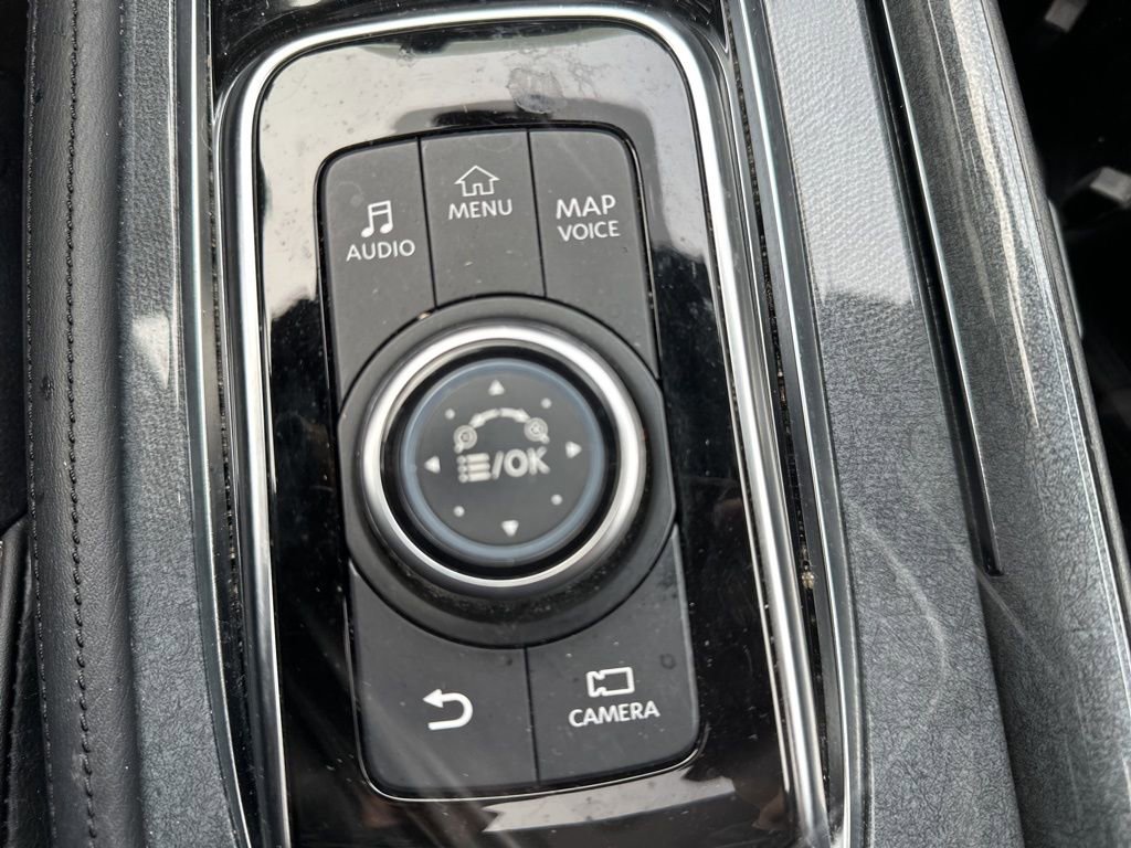 Used 2022 Nissan Armada SL w/ Midnight Edition Package image 23