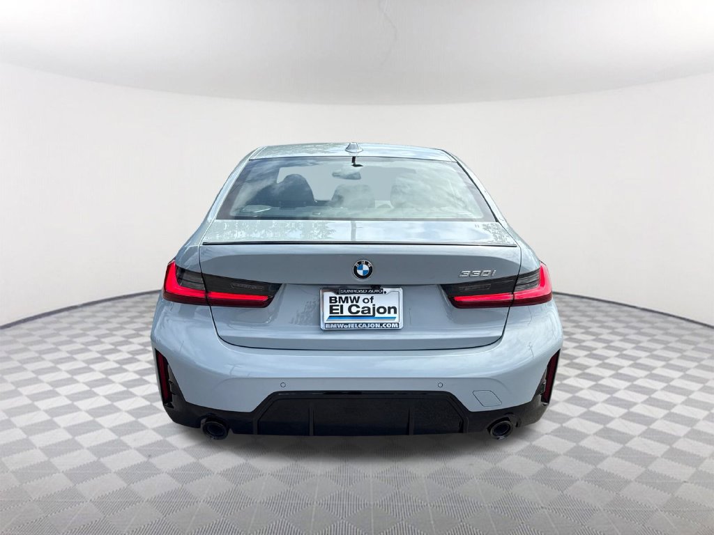 New 2026 BMW 330i Sedan w/ M Sport Package RWD image 5