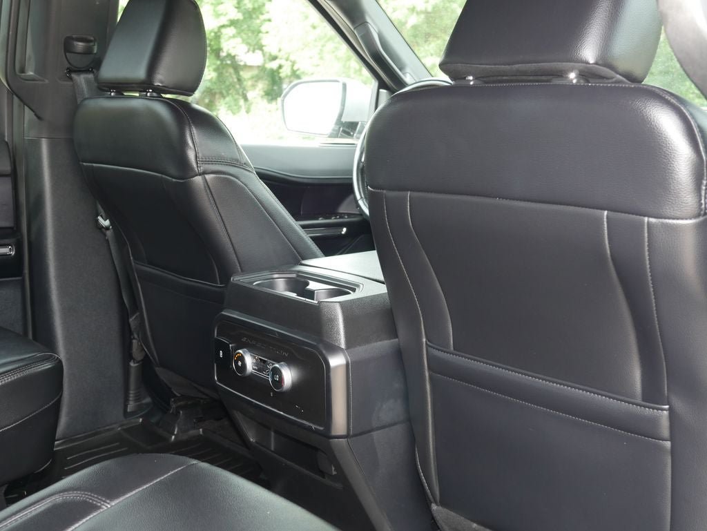 Used 2021 Ford Expedition XLT AWD/4WD image 24