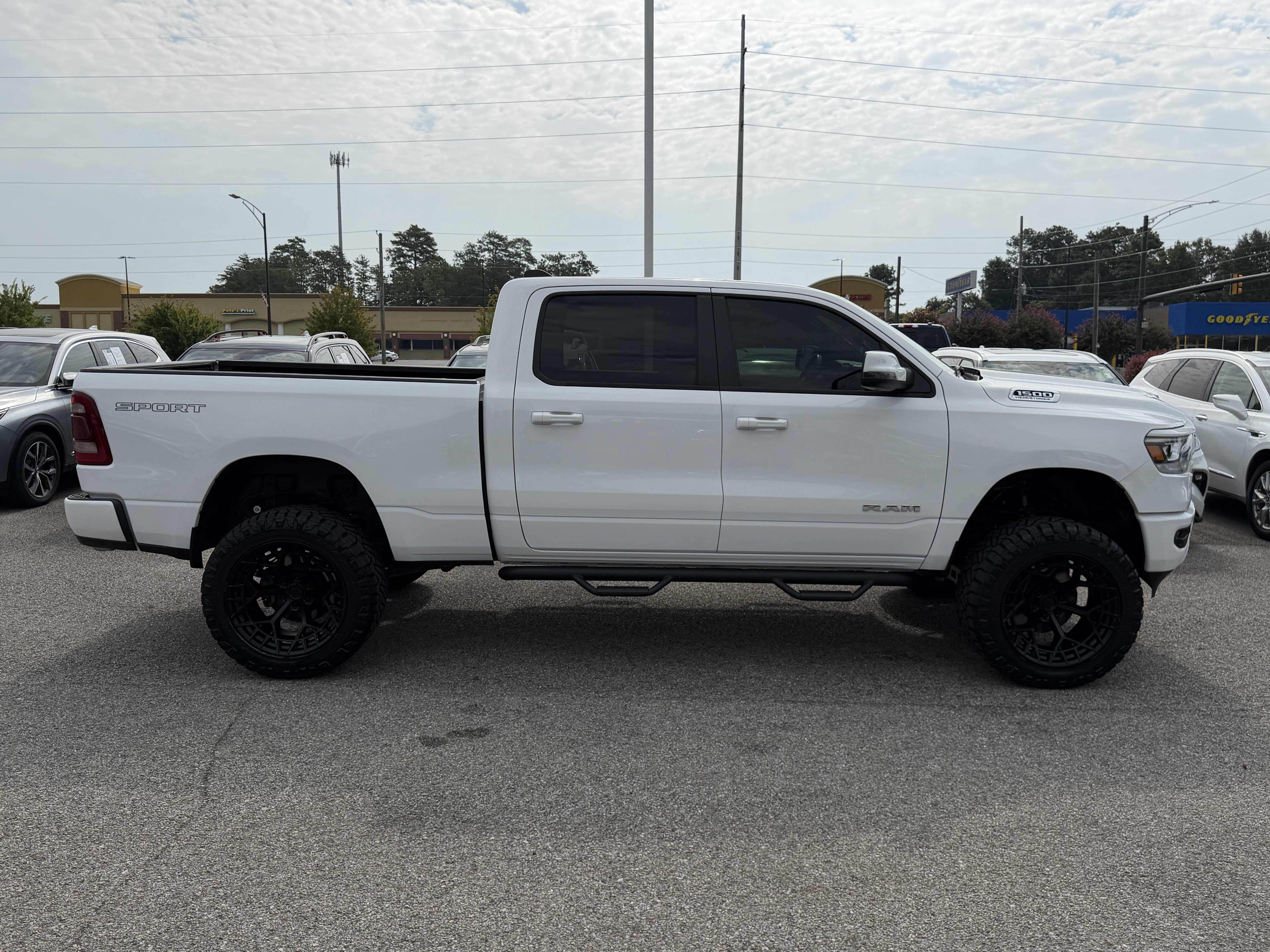 Used 2023 RAM 1500 Big Horn AWD/4WD image 11