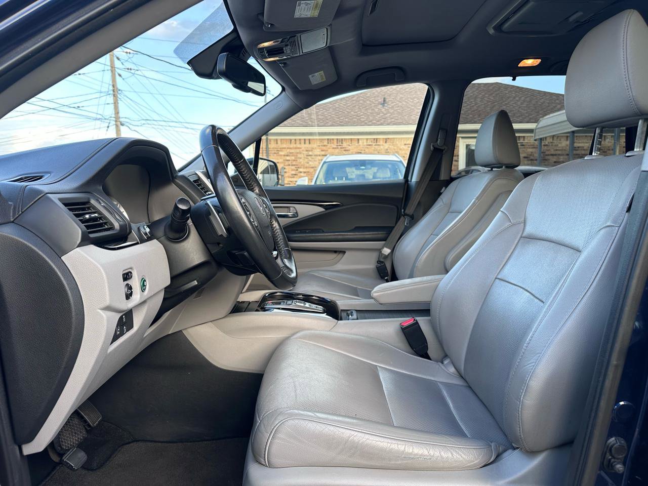 Used 2017 Honda Pilot Elite image 10