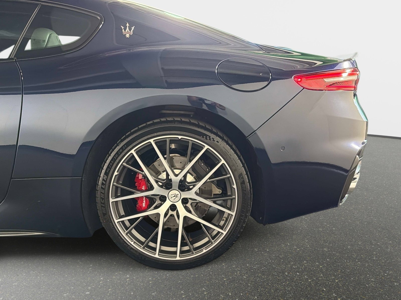 Used 2024 Maserati GranTurismo Trofeo image 14