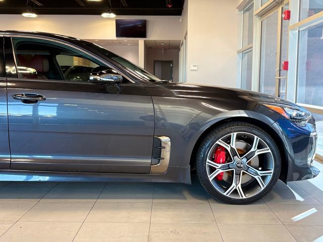 Used 2021 Kia Stinger GT2 image 16