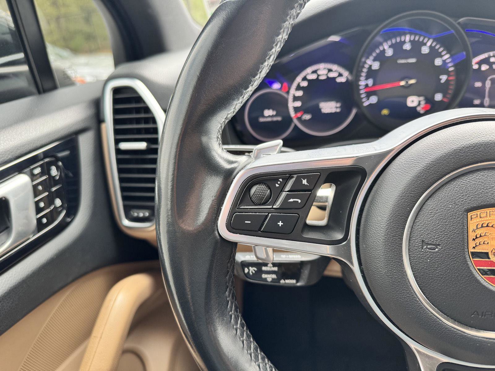 Used 2019 Porsche Cayenne image 10