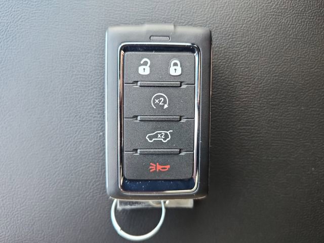 New 2025 Jeep Grand Cherokee Limited image 31