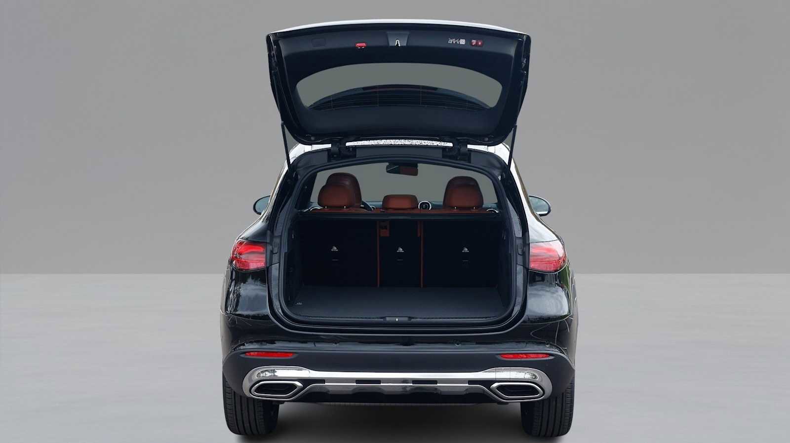 New 2026 Mercedes-Benz GLC 300 4MATIC image 9
