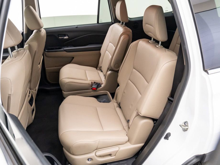 Certified 2021 Honda Pilot Touring image 20