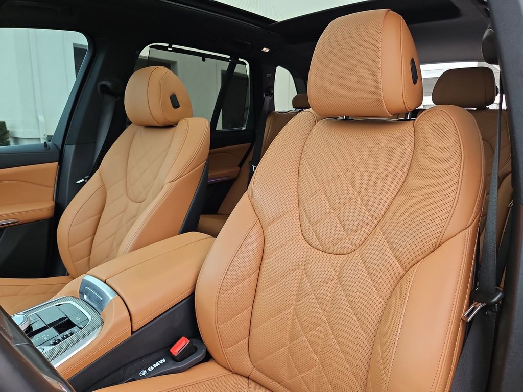 Used 2023 BMW X5 xDrive40i w/ Executive Package image 28