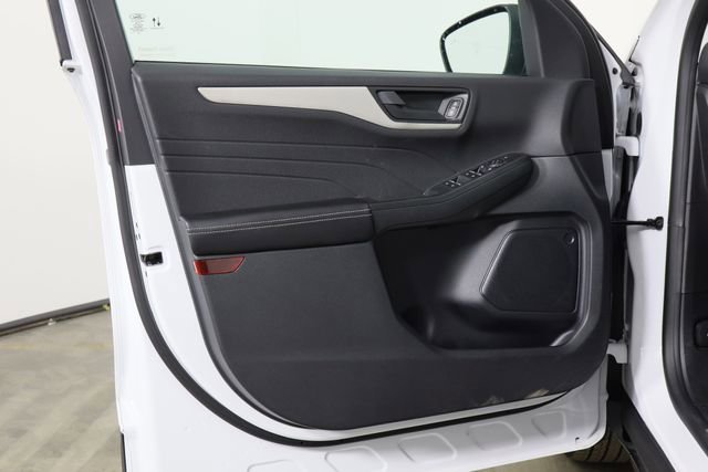 Used 2022 Ford Escape SE FWD image 45