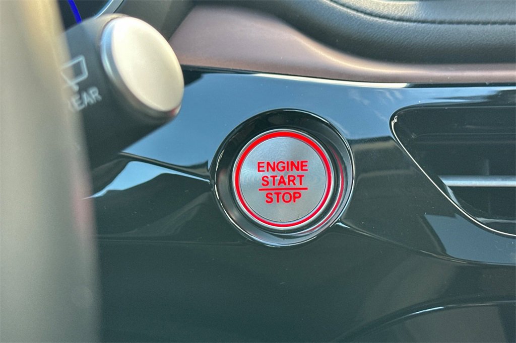 Used 2025 Acura MDX w/ Technology Package image 24