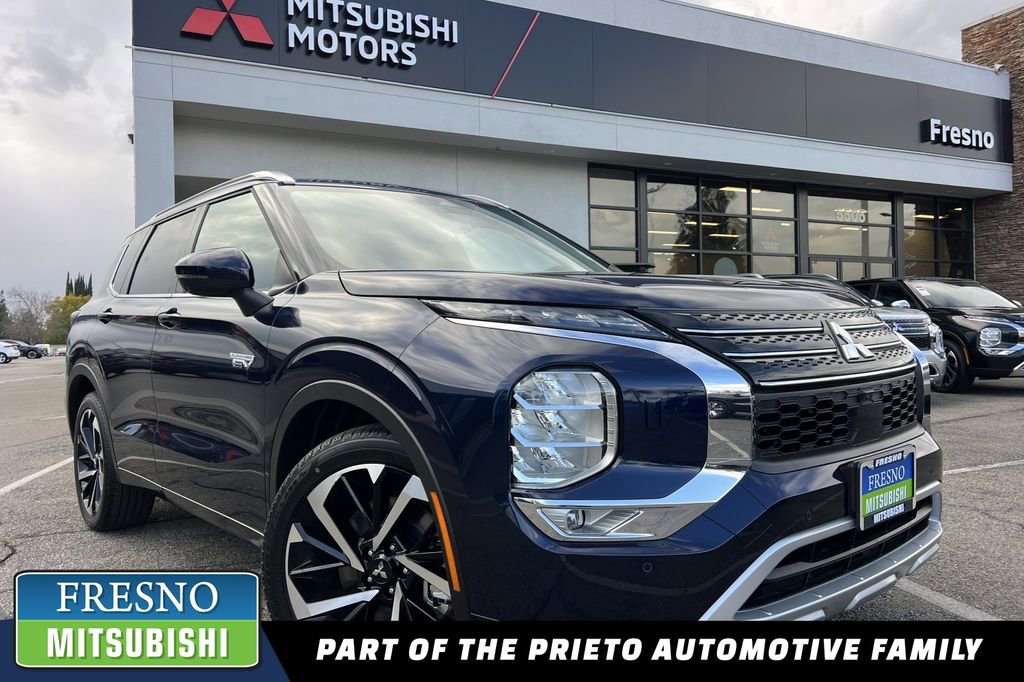 New 2025 Mitsubishi Outlander SEL image 1