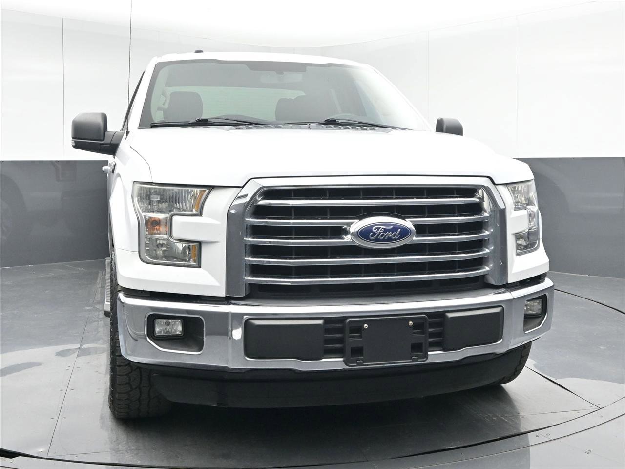 Used 2015 Ford F150 XLT w/ Equipment Group 301A Mid RWD image 2
