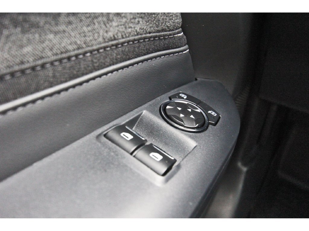 Used 2025 Ford Mustang Coupe RWD image 20