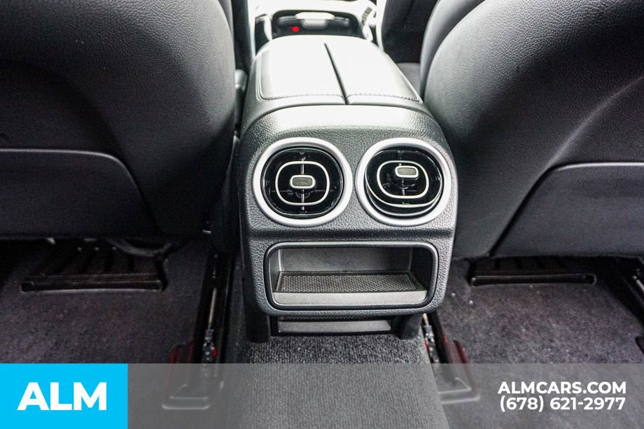 Used 2024 Mercedes-Benz C 63 AMG S image 31