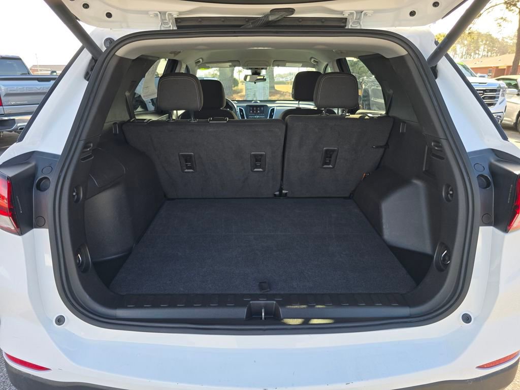Used 2024 Chevrolet Equinox LT image 23