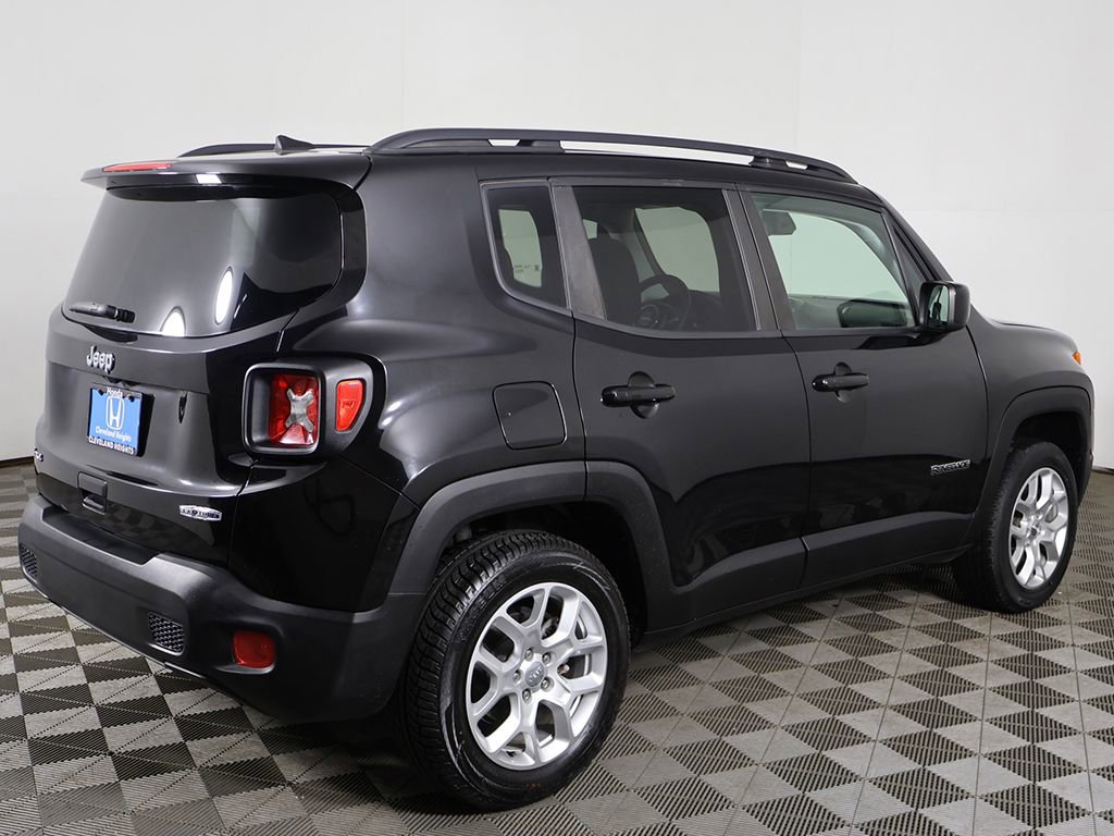 Used 2018 Jeep Renegade Latitude image 7
