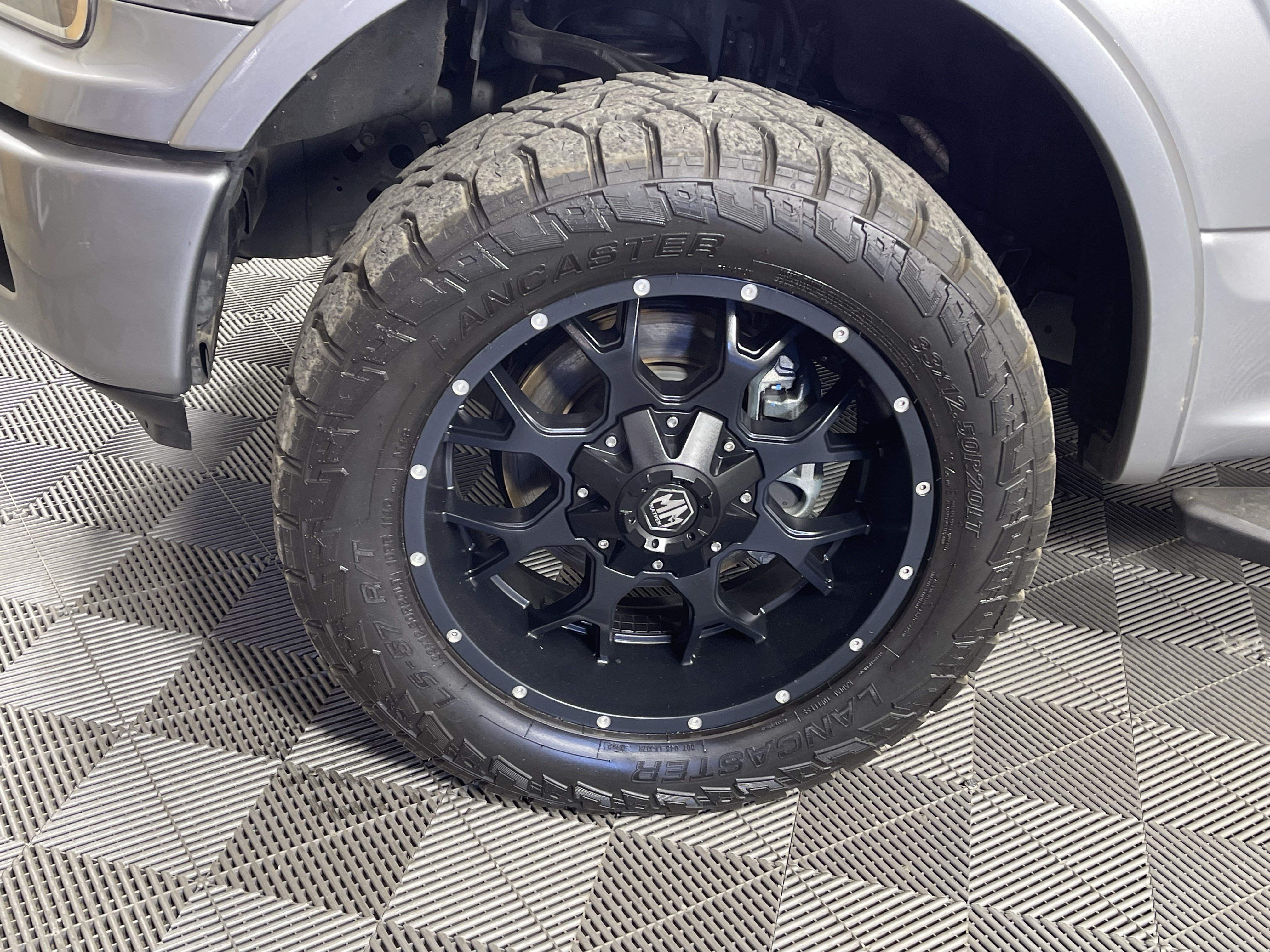 Used 2020 Ford F150 XLT w/ Equipment Group 302A Luxury RWD image 9