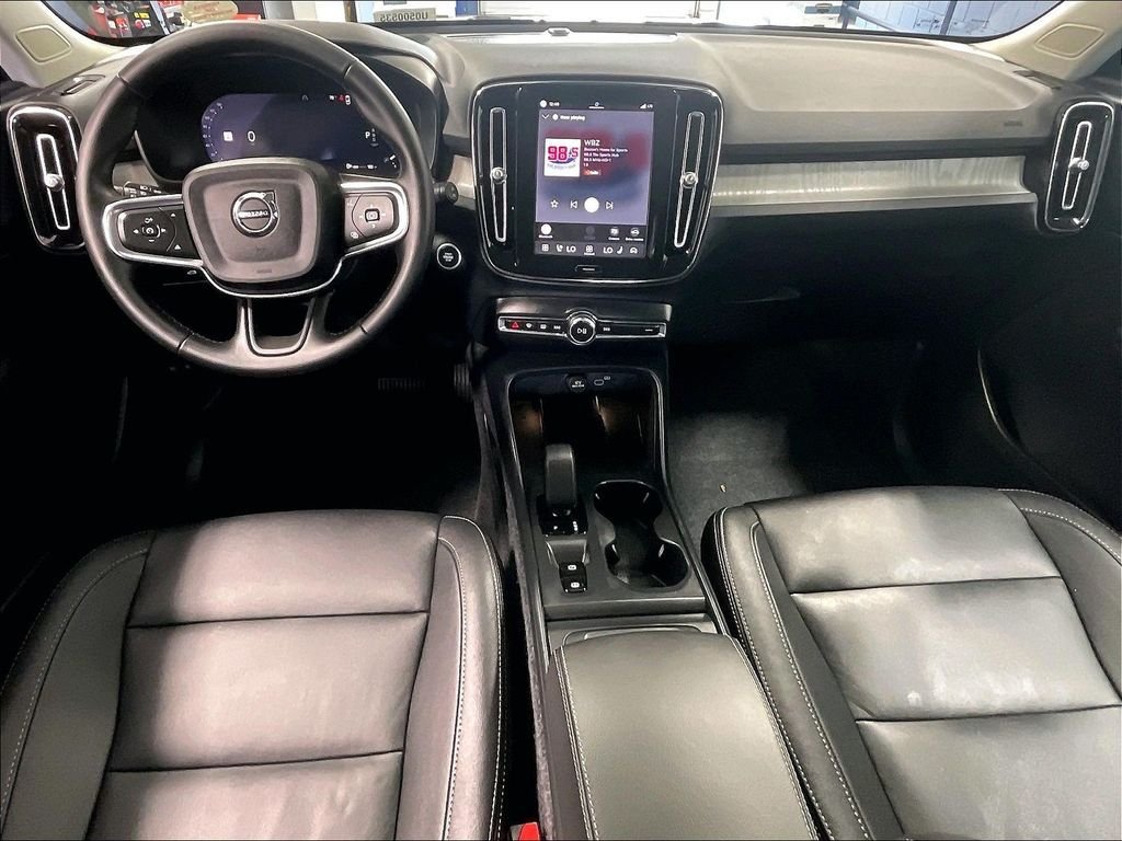 Used 2026 Volvo XC40 B5 Core AWD/4WD image 22