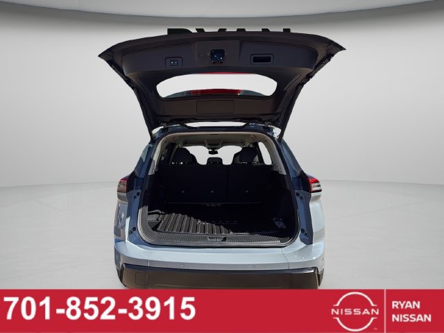 New 2026 Nissan Rogue SV w/ Rock Creek Premium Package AWD/4WD image 28